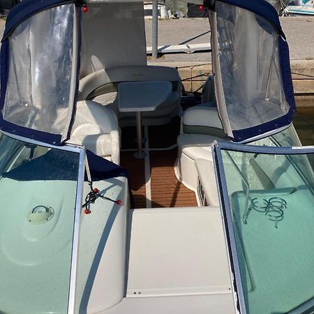 Hebergement Insolite Sur Un Bateau A Quai Hotel La Londe-les-Maures Eksteriør billede