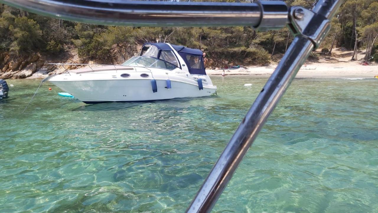 Hebergement Insolite Sur Un Bateau A Quai Hotel La Londe-les-Maures Eksteriør billede